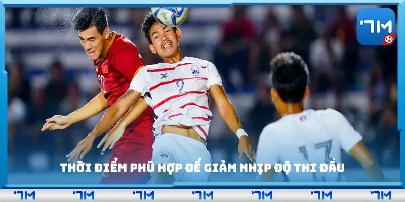 Kỹ thuật giữ bóng trong phạm vi hẹp khi bị áp sát